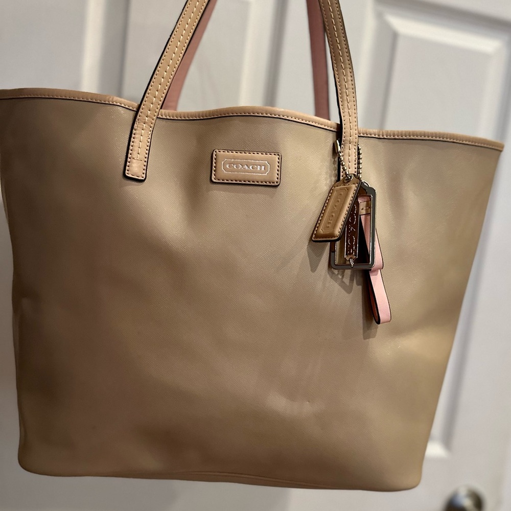 Coach Beige and Pink Tote Bag - Picture 9 of 13